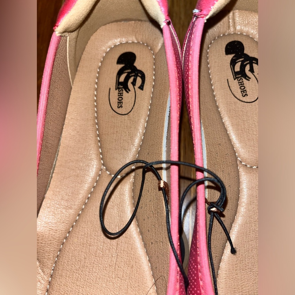 EG Shoes Coral Pink Cushioned Flats Sz women’s 9.5 NWT NEW - Picture 2 of 7